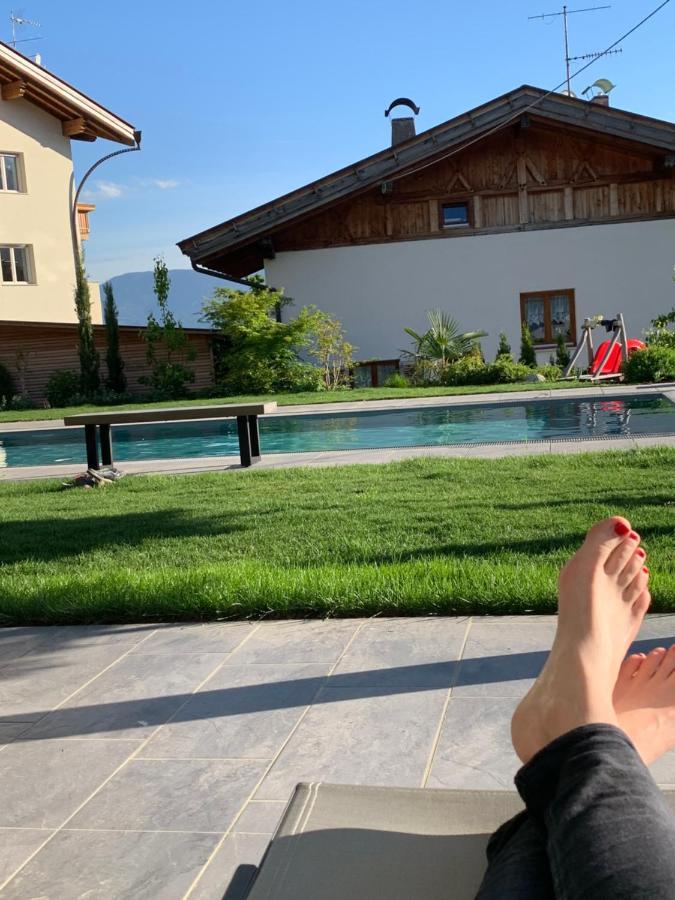 Moar Am Ort Apartment Schenna Bagian luar foto